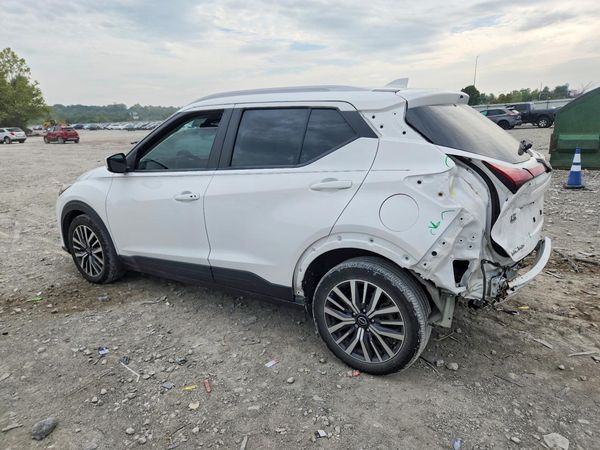 2023 NISSAN KICKS