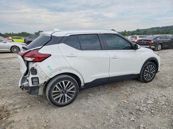 2023 NISSAN KICKS