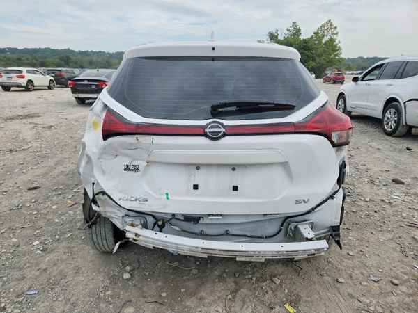 2023 NISSAN KICKS