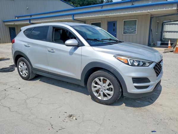 2019 HYUNDAI TUCSON SE — Passenger 3/4