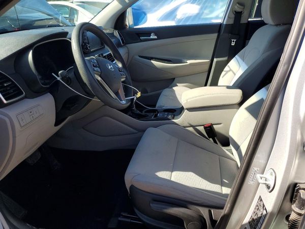 2019 HYUNDAI TUCSON SE — DENT