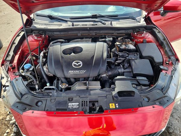 2014 MAZDA 3