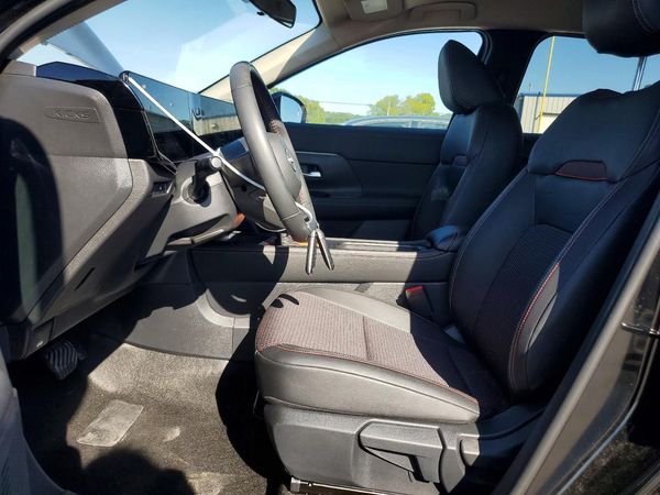 2026 NISSAN KICKS