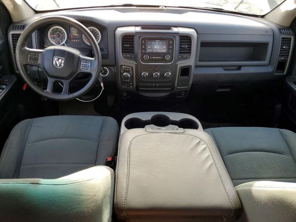 2013 RAM 1500 ST QUAD CAB 4X4