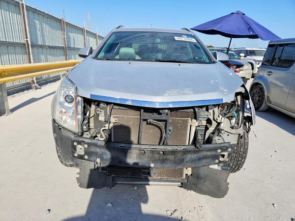 2015 CADILLAC SRX Standard