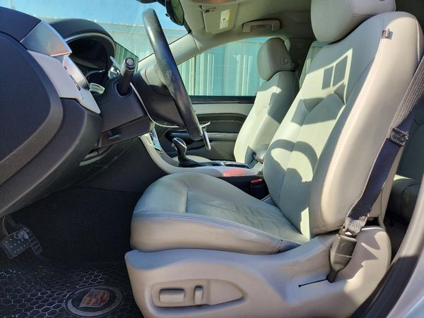 2015 CADILLAC SRX Standard