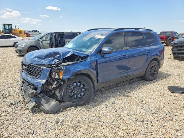 2024 KIA TELLURIDE — Front 3/4