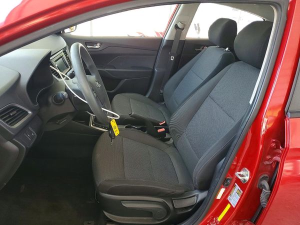 2018 HYUNDAI ACCENT SE and SEL