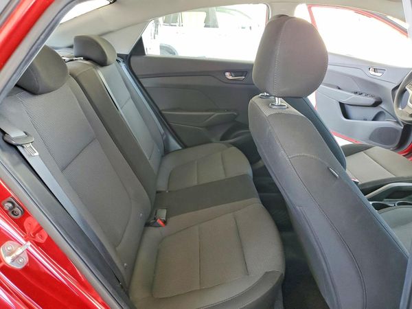 2018 HYUNDAI ACCENT SE and SEL