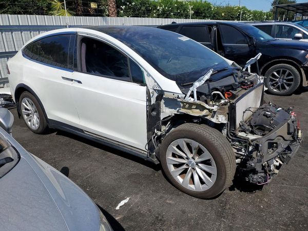 2020 TESLA MODEL X