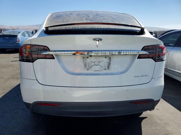 2020 TESLA MODEL X