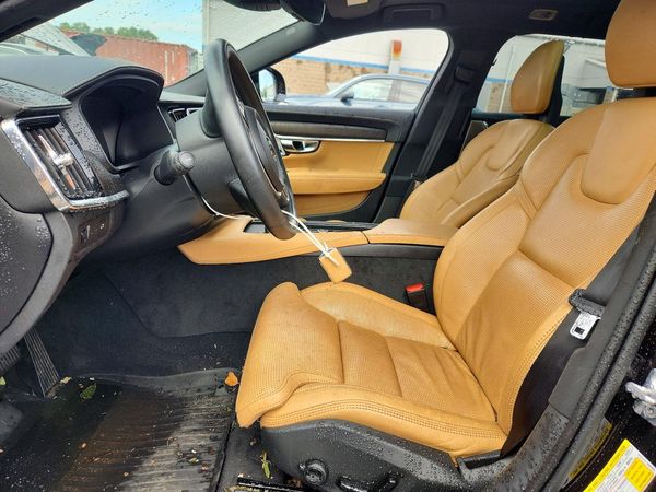 2018 VOLVO V90 CROSS COUNTRY