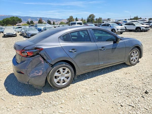 2015 MAZDA 3