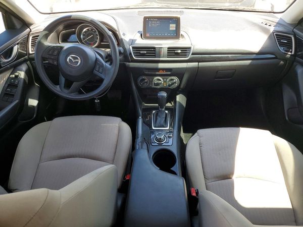2015 MAZDA 3
