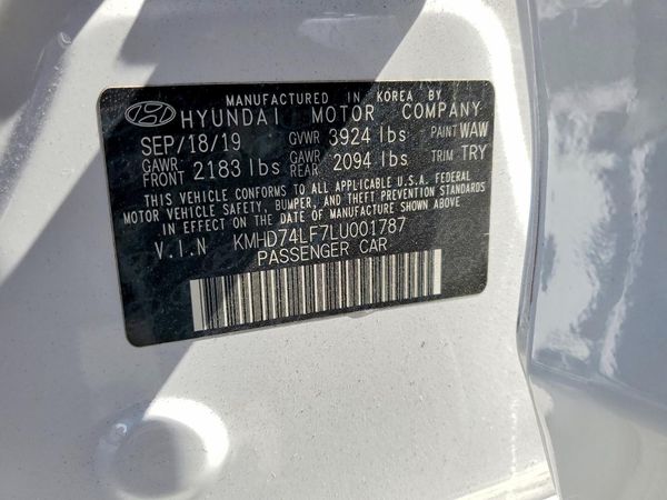 2020 HYUNDAI ELANTRA