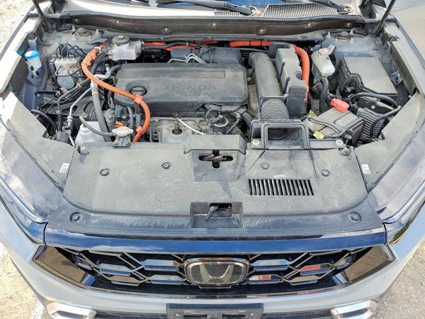 2024 HONDA CR-V Sport Touring — Engine bay
