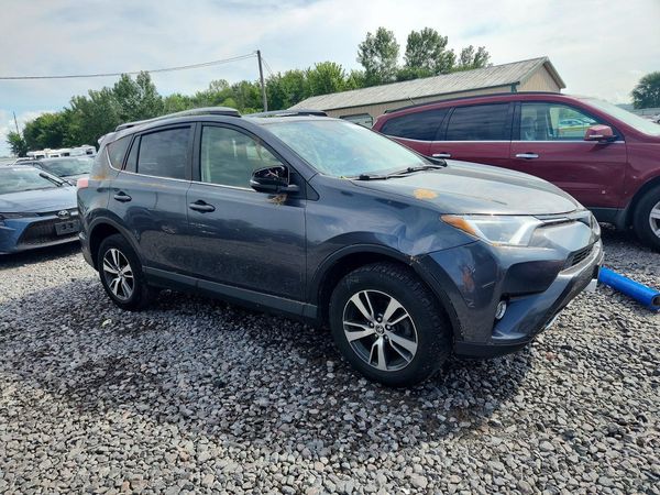 2018 TOYOTA RAV4 Adventure/XLE