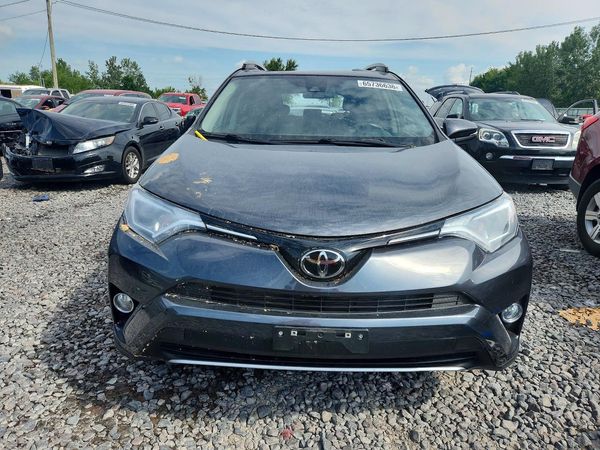 2018 TOYOTA RAV4 Adventure/XLE