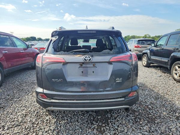 2018 TOYOTA RAV4 Adventure/XLE