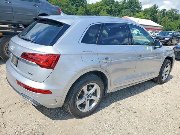 2021 AUDI Q5 quattro Premium