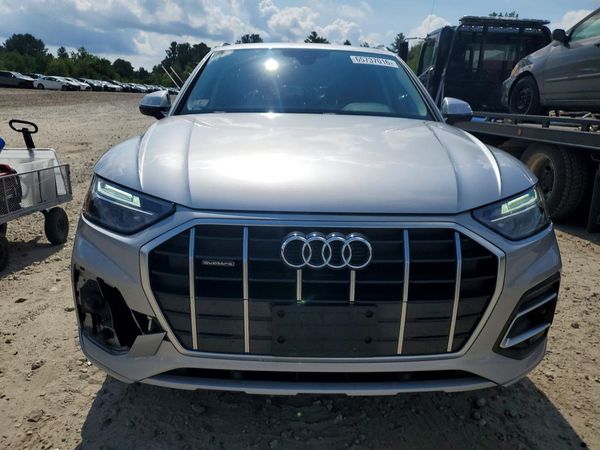 2021 AUDI Q5 quattro Premium