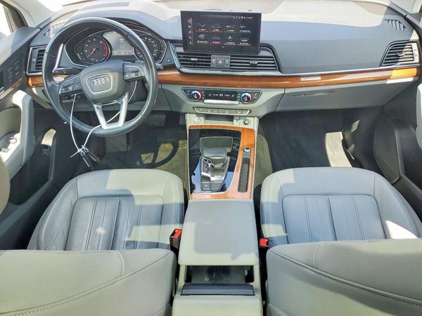 2021 AUDI Q5 quattro Premium