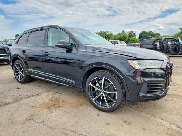 2023 AUDI Q7 quattro Premium Plus