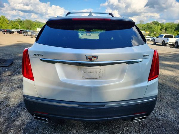 2018 CADILLAC XT5
