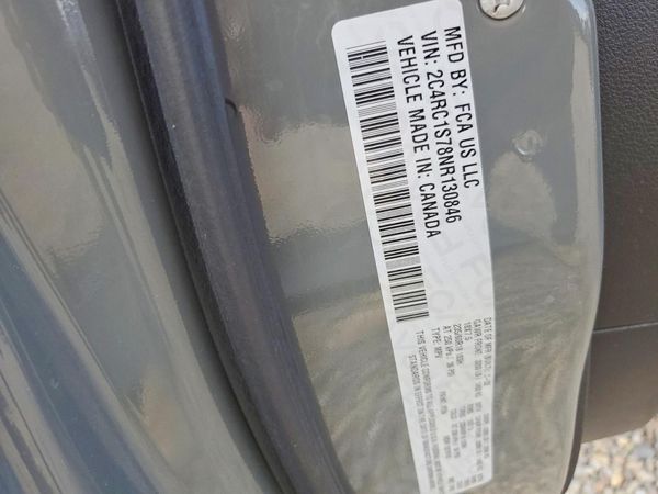 2022 CHRYSLER PACIFICA Limited — VINS