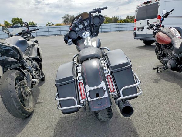 2015 HARLEY-DAVIDSON FLHXS