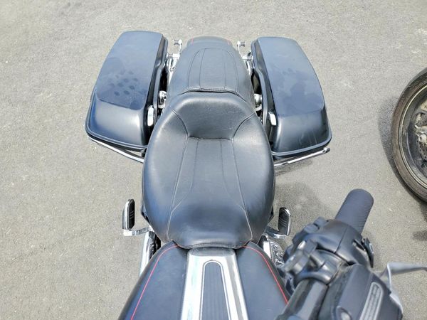 2015 HARLEY-DAVIDSON FLHXS