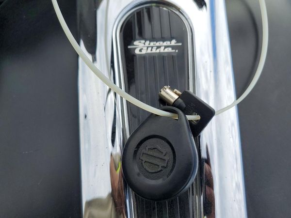 2015 HARLEY-DAVIDSON FLHXS