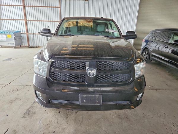 2017 RAM 1500 ST