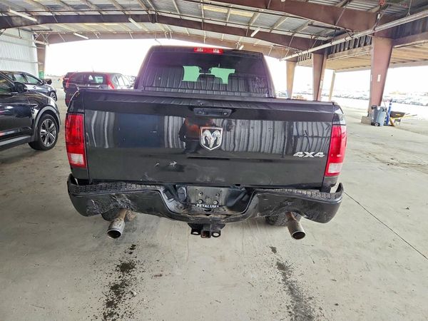 2017 RAM 1500 ST