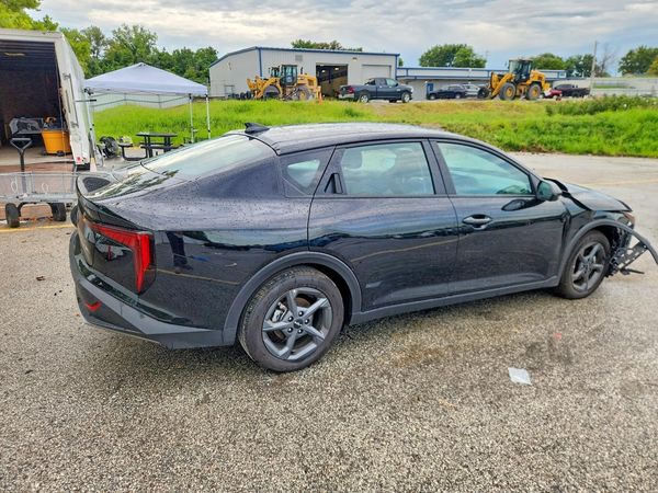 2026 KIA K4 LX, LXS