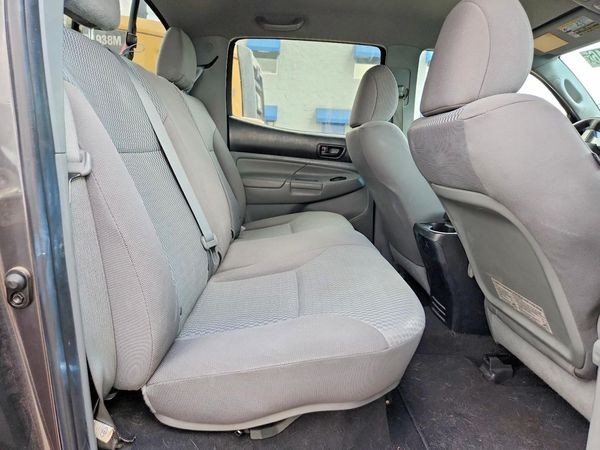 2013 TOYOTA TACOMA Delux