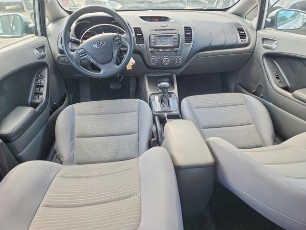 2017 KIA FORTE LX Popular, S