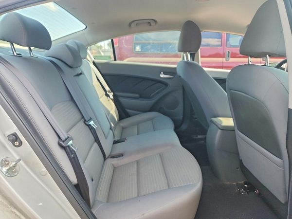 2017 KIA FORTE LX Popular, S