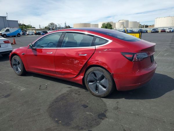 2018 TESLA MODEL 3