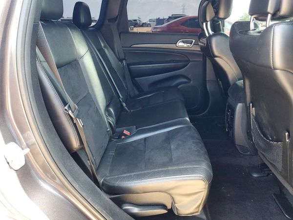 2017 JEEP GRAND CHEROKEE LAREDO 4X2