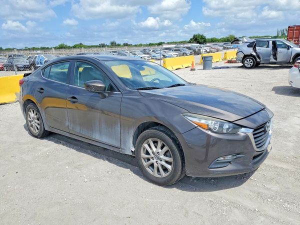 2017 MAZDA 3 Sport