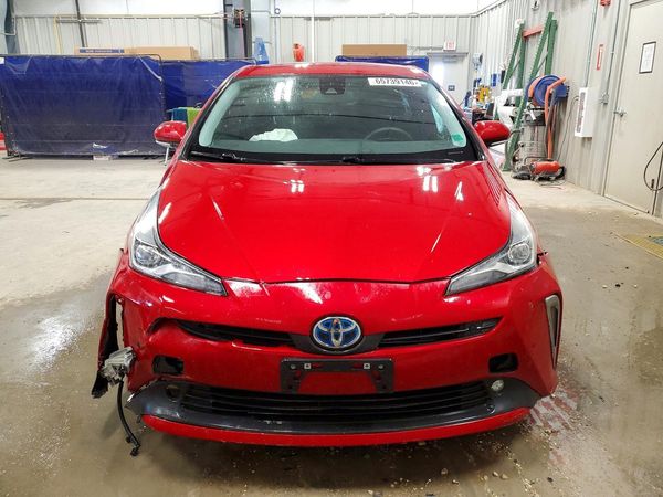 2021 TOYOTA PRIUS