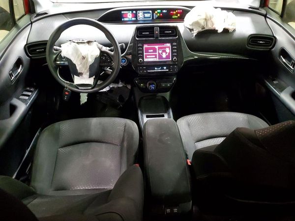 2021 TOYOTA PRIUS