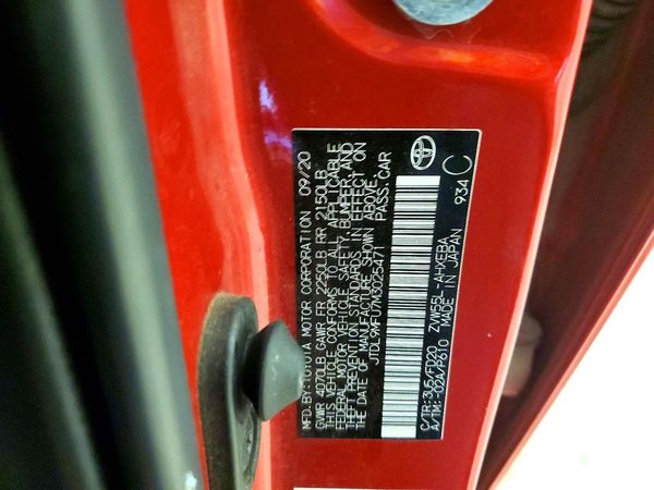 2021 TOYOTA PRIUS