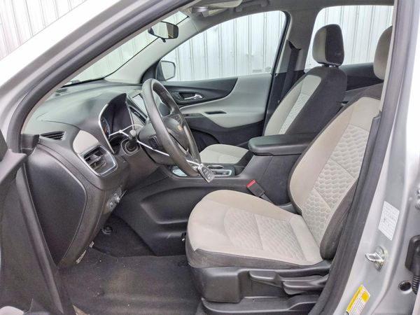 2020 CHEVROLET EQUINOX LS — DENT