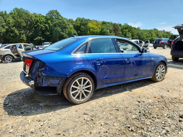 2015 AUDI A4