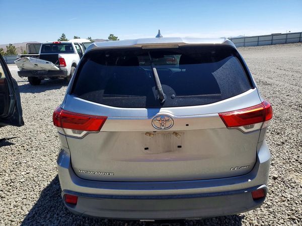 2018 TOYOTA HIGHLANDER