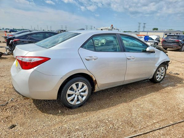 2015 TOYOTA COROLLA