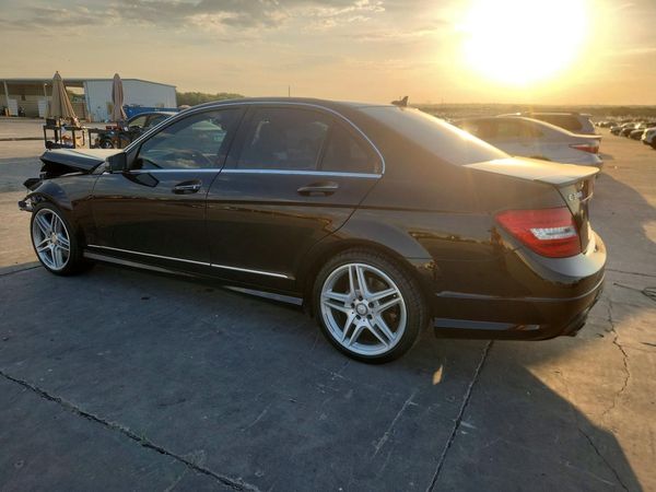 2013 MERCEDES-BENZ C