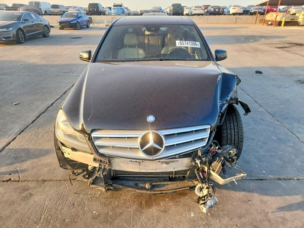 2013 MERCEDES-BENZ C